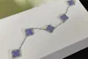 Autres bracelets Marque de luxe Love Clover Designer Charm Bracelet pour femmes Light Purple Stone Bling Diamond Turquie cohérent Tennis Nail Teachers HT01