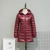 Parkas de plumón para mujer de talla grande, 12 colores, chaquetas largas de invierno para mujer, Parka acolchada ultraligera y delgada con capucha para mujer 231115