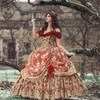 Mittelalterliche rotgoldene Quinceanera-Kleider Charro Vestidos De Xv Anos Sechzehnter Geburtstag besondere Anlässe Party Renaissance Halloween Sweet 16 Dress Lace Up 3D-Blumen