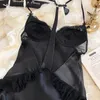 Vêtements de nuit pour femmes Vêtements de nuit français Lingerie Sexy Femmes Chemises de nuit Dos nu Bracelet de beauté Soutien-gorge sans fil Robe de sommeil en satin de dentelle fine