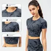 Actieve shirts 2023 Spring dames sport crop tops korte mouw nylon yoga zwart strakke strakke hoog elastische hardloop fitness wokout gym