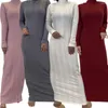 Etniska kläder 2023 Autumn Winter Sticked Solid Color Sweater Maxi Dress Women Long Dresses Muslim Modest Islam Arab Robe Turkiet Dubai