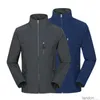 秋の男子スタンディングカラー快適な屋外服3色の通気と温かいコート登山旅行スポーツレジャーとスプリントジャケット