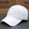 Monterade hattar Trend Baseball Cap Designer Hat 2024 Casual Stone Brand Justerbar Cap Solid Cotton utomhus Sport Sunshade For Women Mens Good Present Caps Hatts för män