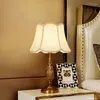 Lampy stołowe w stylu europejskim Mosiądz Mosiądz Mosiądz Rzeźbiony lampka Amerykańska sypialnia nocna salon kuchnia dekoracje domu