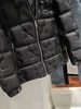 Manteau d'hiver Doudoune pour homme Vestes en duvet Streetwear Qualité Hiver Vêtements d'extérieur Haut de gamme Classique Simple Couleur unie Étiquette Couple Doudoune à capuche