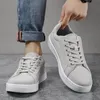 Erkekler için Moda Spor Ayakkabı Deri Kalıplar Konfor Hafif Ayakkabılar Açık Yürüyüş Ayakkabı Plus Boyut 39-46 231116