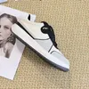 Nouvelles femmes chaussures habillées marque de luxe marque en métal lettre classique contraste couleur Panda chaussure décontractée semelle en cuir véritable semelle épaisse non diapositives chaussure en cuir de veau pour dames