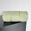 Дизайнерская бочка сумка 30 см роскошные цилиндрические сумки 10A Качество Messenger Bag Bageck Skin Beald Bag Bag Кожаный пакет с коробкой B71V