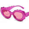 Solglasögon Kvinnor Personlighet Oval Sun Glasses Solflower Anti-UV Specles Simpleity Gereglasses Candy Color Ornamental