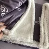 Dekens aangepaste deken 3D gedrukt voor volwassenen Sofa Moon Sky Sherpa Fleece Wearable Wrap Throw MicroFiber 150x200cm