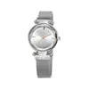 ساعة Wristwatches Watch Watch Ladies تهتز الشبكة الحمراء مع الاتجاه Quartz Montre Femme Acier inoxydable ساعات على مدار الساعة