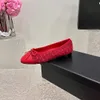 10A Pelle di pecora da donna Scarpe eleganti con plateau Mocassini slip on Trama trapuntata Scarpe casual da donna in metallo color oro Scarpe da spiaggia per ragazze all'aperto con sacchetto per la polvere 10