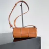 Designer cylinderväska 21 cm lyxig fatväska 10a spegel kvalitet crossbody väska kalvskinn messenger väska läder axelväska med låda b70v