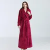 Vêtements de nuit pour femmes Femmes Soft H Peignoir Fluffy Mignon Long Manteau Chemise de nuit Chemise de nuit Femmes Robes avec poches