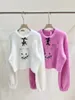 1109 2023 Осенний бренд такого же стиля свитер с длинным рукавом белый розовый экипаж мода мода женщина белая одежда высококачественная женская женская