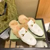 Designer Men Womens äkta läderloafers Slipper Fur Muller Slipare med spänne mode Princetown Dress Shoes Ladies Warm Flats Sandaler Casual Half Slipper