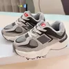 9060 Çocuk Ayakkabı Çocuklar Okul Öncesi PS Atletik Açık Tasarımcı Sneaker Trainer Toddler Kız Tod Chaussures Enfant Sapatos Infantis C Pour