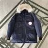 Piumini da uomo invernali Designer Homme Puffer Giacca a vento da esterno Capispalla con cappuccio Piumino d'oca Cappotto B72U #