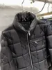 Manteau d'hiver Doudoune pour homme Vestes en duvet Streetwear Qualité Hiver Vêtements d'extérieur Haut de gamme Classique Simple Couleur unie Étiquette Couple Doudoune à capuche