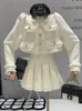 Zweiteiliges Kleid, hochwertiges französisches Vintage-Set mit kleinem Duft, kurze Jacke, Mantel, Faltenrock, Anzüge, Luxusmarke 2 231116