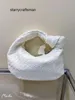 Włochy Jodie Botteg Hangbag 2023 NOWOŚĆ Czysty ręcznie robiony torba Tkanina Wysokiej jakości Mała skręcona torebka Wszechstronna ręczna pierścień