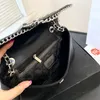 Luxury Designer Bag Ladies Metal Chain Black Clamshell Messenger Handbags Purse Shoulder Female Casual Leather Shoulder Crossbody BagSs