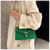 Kvällspåsar Kvinnor Luxur Designer Croco Handväska Krokodilmönster Guldkedjan Crossbody Purse Ladies Alligator Läder axelväska