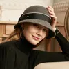 Berets Autumn British Vintage Wool Hat Winter Warm Top Women's Fashion Elegant Bow Felt Commuter Basin Wholesale