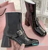 Stivaletti da donna di design Stivaletti alla caviglia Martin Knight Boot Stivali moda in vera pelle Martin Stivali con plateau Scarpe impermeabili autunnali di alta qualità