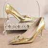 Kleid Schuhe Luxus Kristall Quadrat Schnalle Gold Silber Pumpe 2023 Slip auf High Heels Hochzeit Frau Spitze Zehen Party 231115