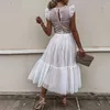 Sukienki swobodne Kobiety Summer Elegancka duża sukienka na przyjęcie weselne Białe rękawowe koronkowe eleganckie eleganckie falbany plisowane długie vestido