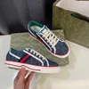 Tenis Tasarımcıları 1977 Tuval Top Mens Sneaker Ayakkabı Lüks Ayakkabı Bej Blue Washed Jacquard Kotu Kadın Ayakkabı Ace Kauçuk Sole İşlemeli Vintage Casual Sneakers