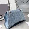 Krossa timglas crossbody denim handväska handväska duk jeans kedja axel mode bokstav spänne silver hårdvara klaff koppling plånbok två storlek