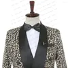 Costumes pour hommes 2023 imprimé léopard costume hommes Satin revers marié mariage smoking Double boutonnage Blazer formel affaires robe de bal veste manteau