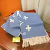 2023 Square Scarf 대형 클래식 체크 숄 남성과 여성을위한 스카프 스카프 디자이너 Kerchiefs Luxurys 골드 실버 스레드 격자 무늬 숄 다색