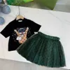 Lyxdesignerkläder sätter modeflickor Söt Gaze kjol Bomull 2022 Tvådel kostym CCI Märke barn puff hylsa klänning tröjor tshirt kostymer babykläder