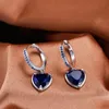 Brincos de argola Huggie Silvery for Woman 2023 Jóias de tendência Big Heart Blue rosa Branco de cristal roxo zircão Earringshoop odet22