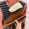 Lyxvarumärke Wool Snow Ankelstövlar för kvinnor Vinter Varm lapel Plattplattform Pälsskor Lace Up Flat Knight Boots Women