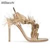Новые сандалии оперения женская высокие каблуки танцевальная обувь пера хрустальная лодыжка свадьба Летняя взлетно -посадочная полоса роскошная бренд женщина 230406