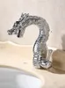 Robinets de lavabo de salle de bain Robinet en forme de dragon sculpté à la main Art Full Copper