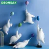 Balloon Polar Bear Wall Decoration Animal Sculpture Bear Statue Garden Flower Pot Decor Home Living Room Background Wall Hanging T2811