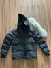 Jaquetas de inverno Down Jackets Real Coyote Fur Designer Homme Puffer Outdoor Windbreaker Jassen Outerwear