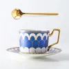 Filiżanki spodki kreatywne ceramiczna kubek herbaty Zestaw królewski luksus ręcznie robiony porcelanowy kolegę spodka ślubna różowa tazas zapasy EB50BD