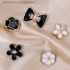 Pins Broches Mode Vrouwen Broche Sets Magnetische Anti-licht Gesp Kraag Decoratie Kleding Clip Kleding Accessoires Aanpassing Broche PinsL231117