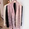 Top Designer Scarf Winter Letters Cashmere Scarves for Mens Women Cotton Shawl Wraps with Gift Box