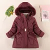 Manteau d'hiver en duvet pour filles, veste garde au chaud, conception de ceinture de taille, doublure de chapeau détachable, manteau lourd à capuche en peluche pour enfants 231117