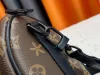 Fashion classic keepall embossed Duffel bag Womens mens luggage Clutch Bag Luxury Designer Cross Body Totes handbag lady top handle travel pochette Shoulder Bags