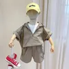 Clothing Sets Summer Shortsleeved Suit Korean Boy Baby Comfortable Western Style Hooded Zipper Lightweight Breathable Twopiece Suit 230417
