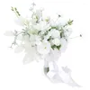 Fleurs décoratives Romantique Mariée Tenant Des Bouquets Décoration Mariage Élégant Fleur Artificielle En Plein Air Po Accessoires